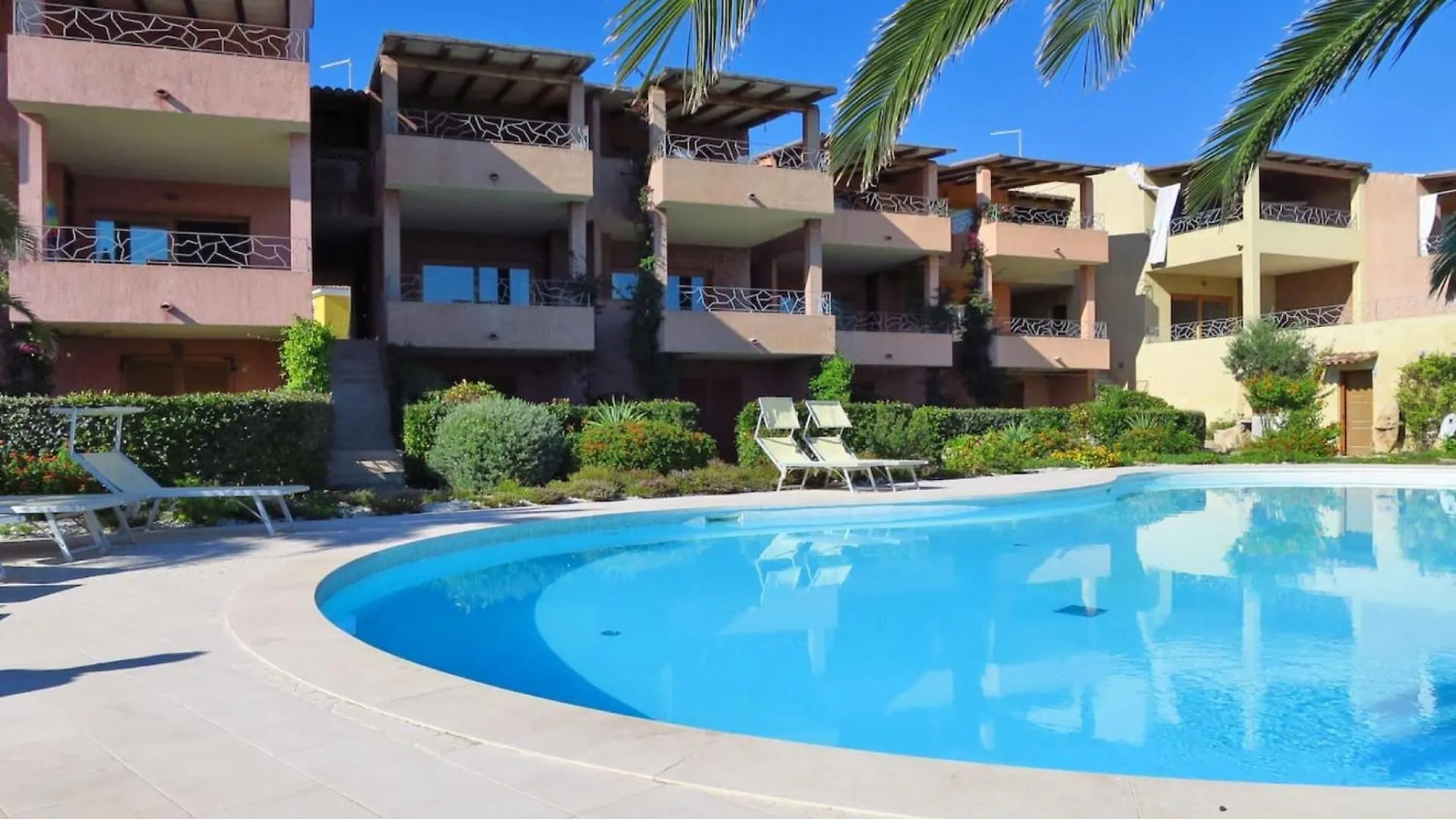 Seaview Apartment location